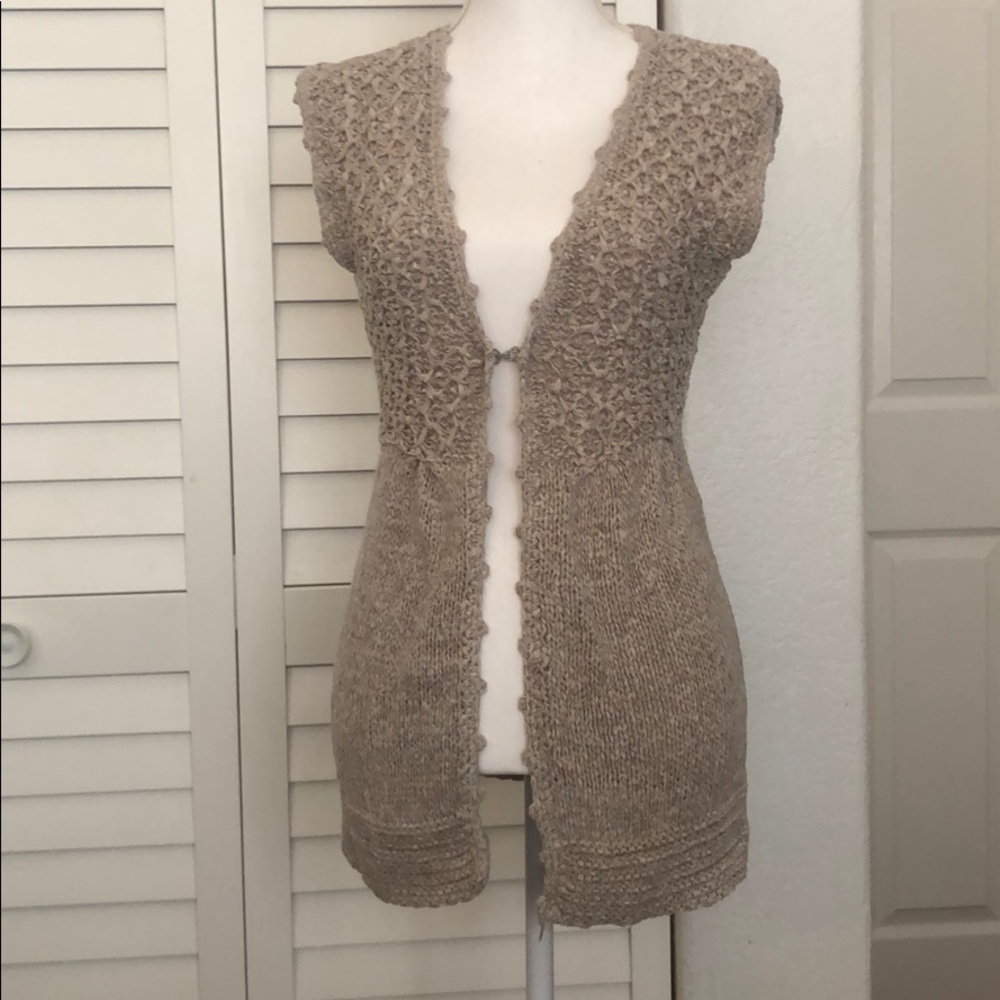 Vest ... Tan Acrylic, Nylon